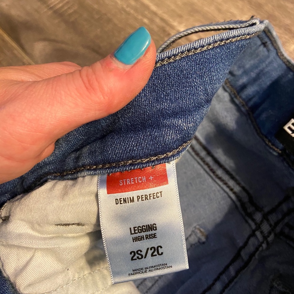 Express High Rise stretch legging - Picture 3 of 5